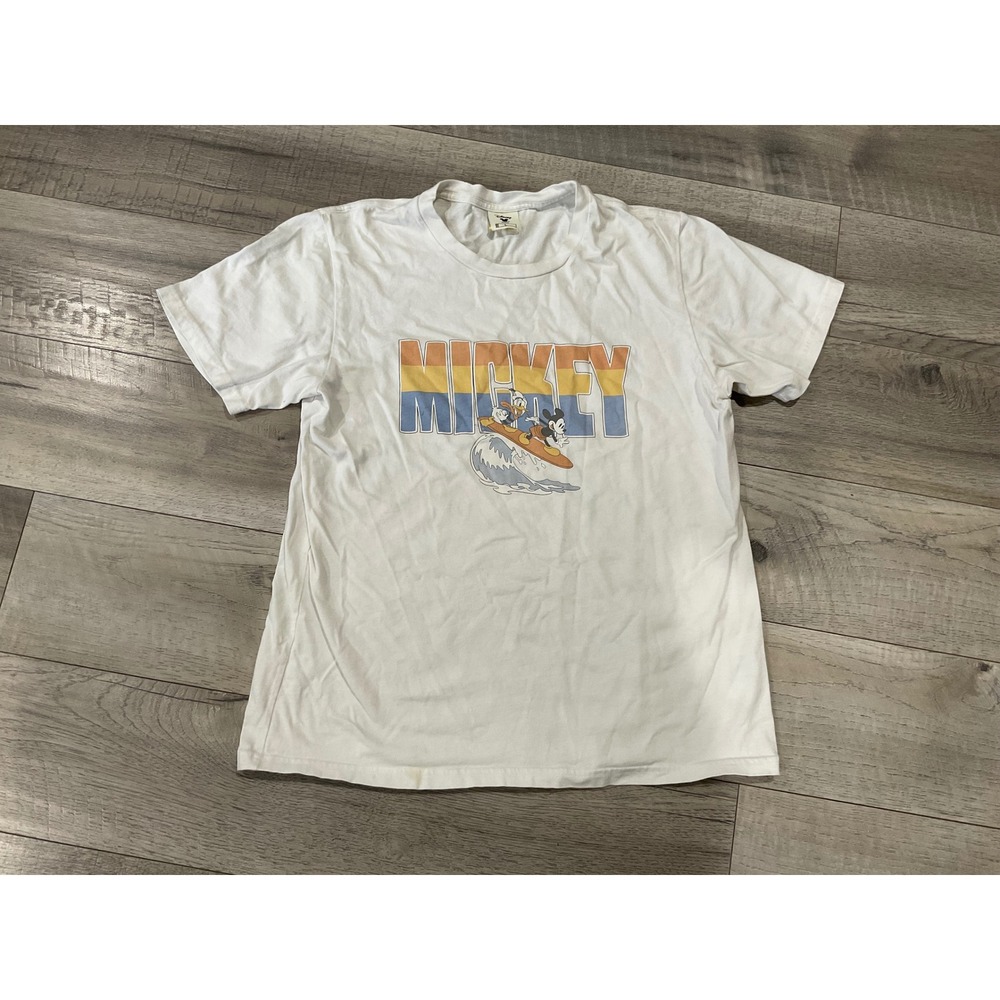 Disney x GU Mickey Mouse Donald Duck Surfing Graphic T-Shirt White Large Retro